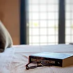 Castillo De Corvinos Bed & Breakfast