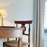 Castillo De Corvinos Couette-café 4*