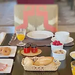 Castillo De Corvinos Couette-café