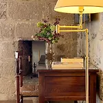 ベッド・アンド・ブレックファスト Castillo De Corvinos 4*