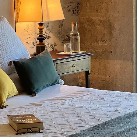 Bed and Breakfast Castillo De Corvinos