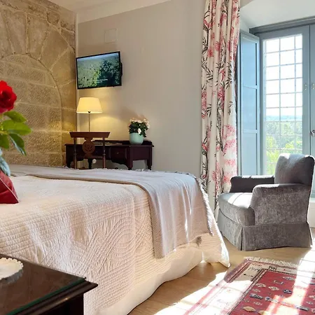 Bed and breakfast Castillo De Corvinos 4*