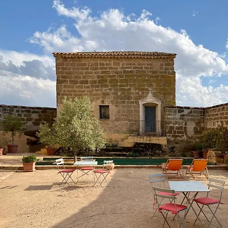 فندق مبيت وإفطار Castillo De Corvinos ويسكا
