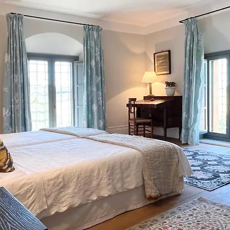 Castillo De Corvinos B&B 4*