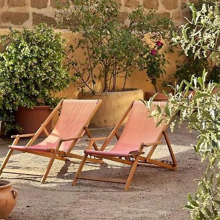 Bed and breakfast Castillo De Corvinos