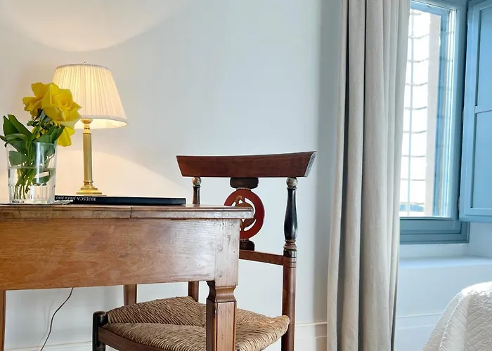 Castillo De Corvinos Bed & Breakfast 4*