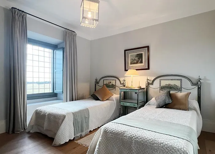 Castillo De Corvinos Bed & Breakfast Huesca