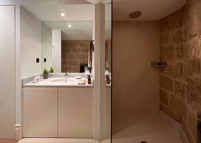 Bed & Breakfast Castillo De Corvinos Huesca