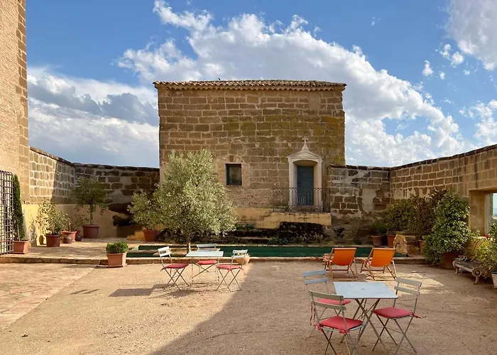 Bed & Breakfast Castillo De Corvinos Huesca