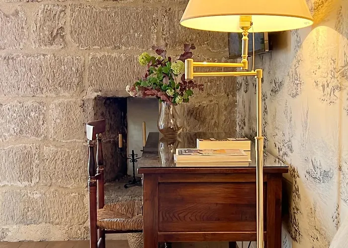 Bed & Breakfast Castillo De Corvinos 4*