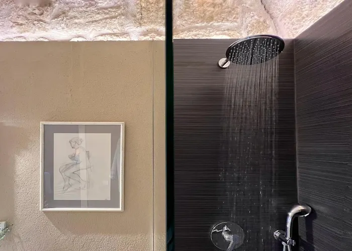 Castillo De Corvinos Bed & Breakfast 4*