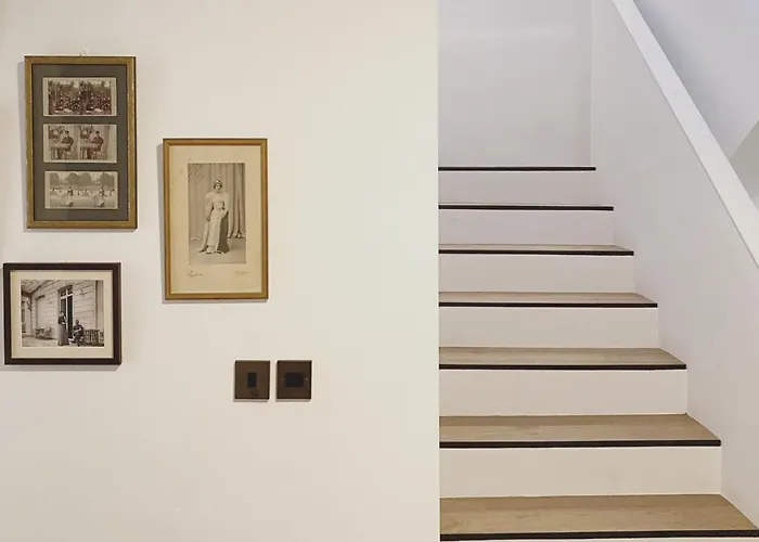 Castillo De Corvinos Bed & Breakfast